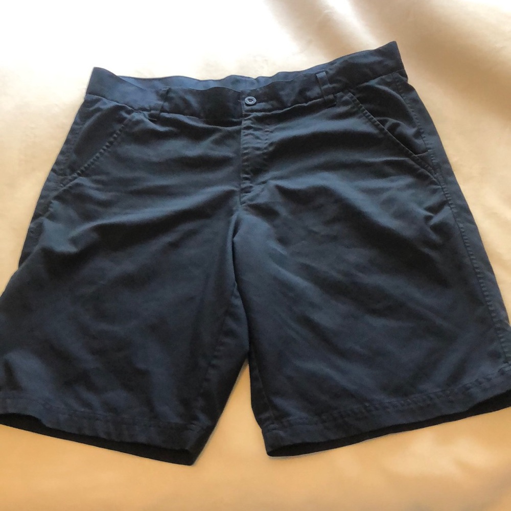 Men’s 34 Fila sport golf short navy blue
